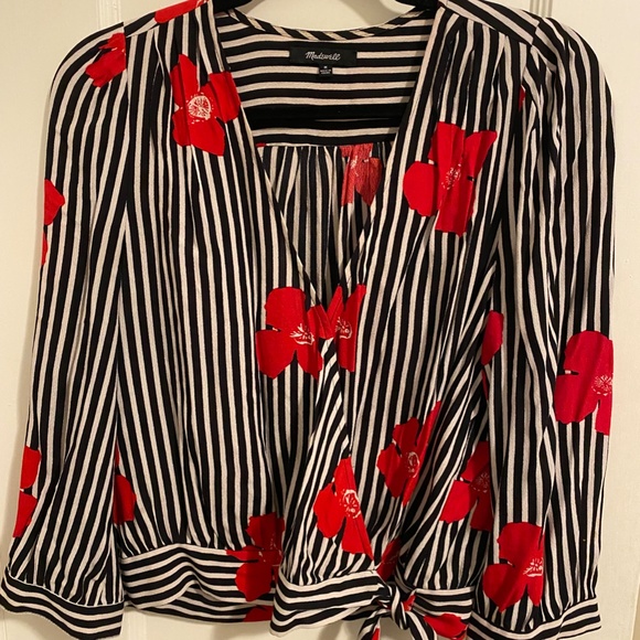 Madewell Wrap Top in Candied Orchids - Picture 3 of 4